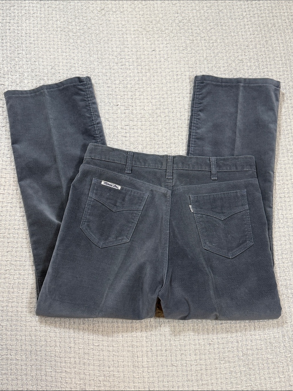 Vintage 80’s Levi’s Strauss & Co. Movin’ On Gray Corduroy Velour Pant 38x34